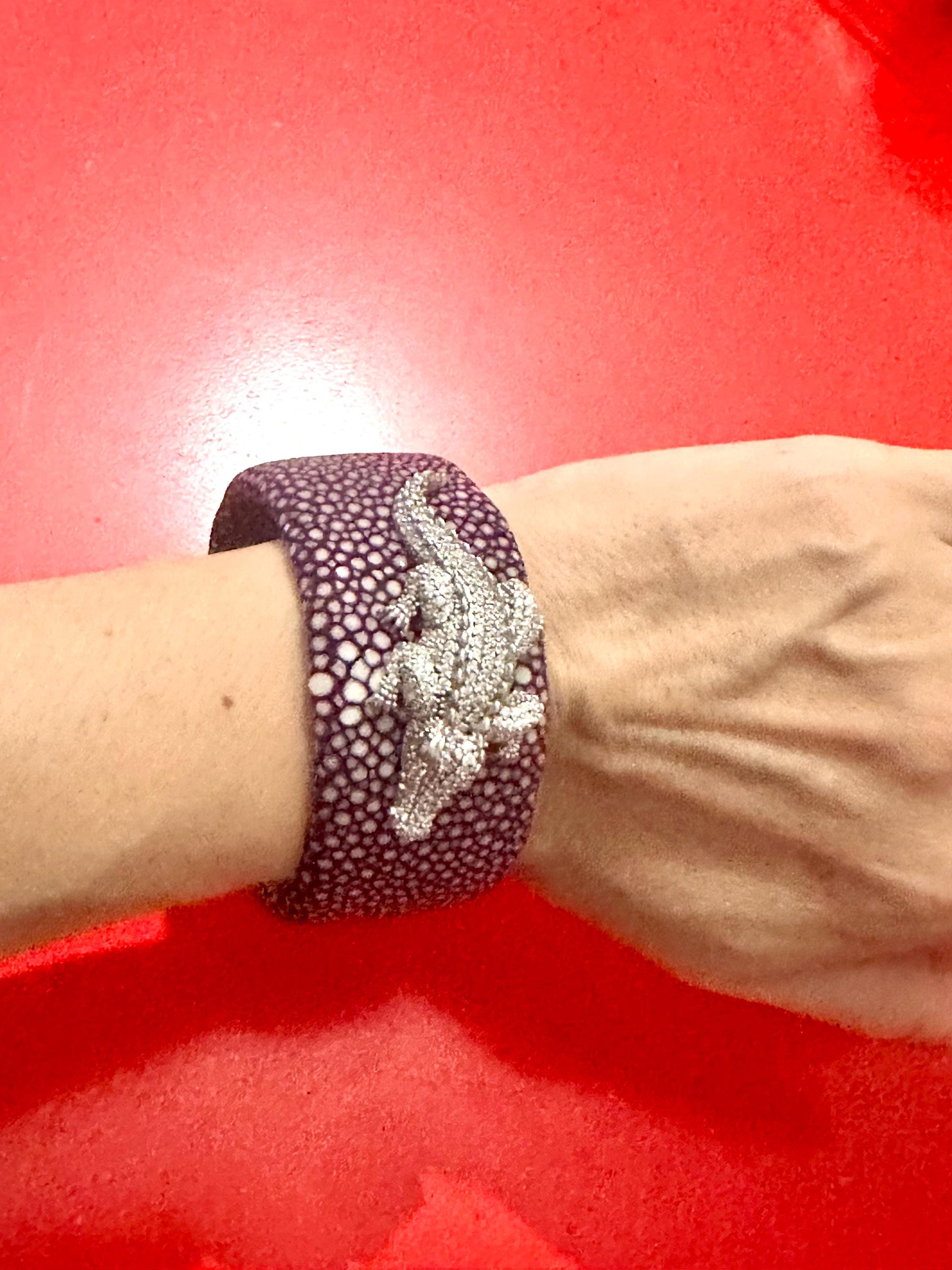 アクセサリー Leather Bracelet Crocodile/Silver Crocodile Power Bracelet Stingray Leather Spirit Design Silver and