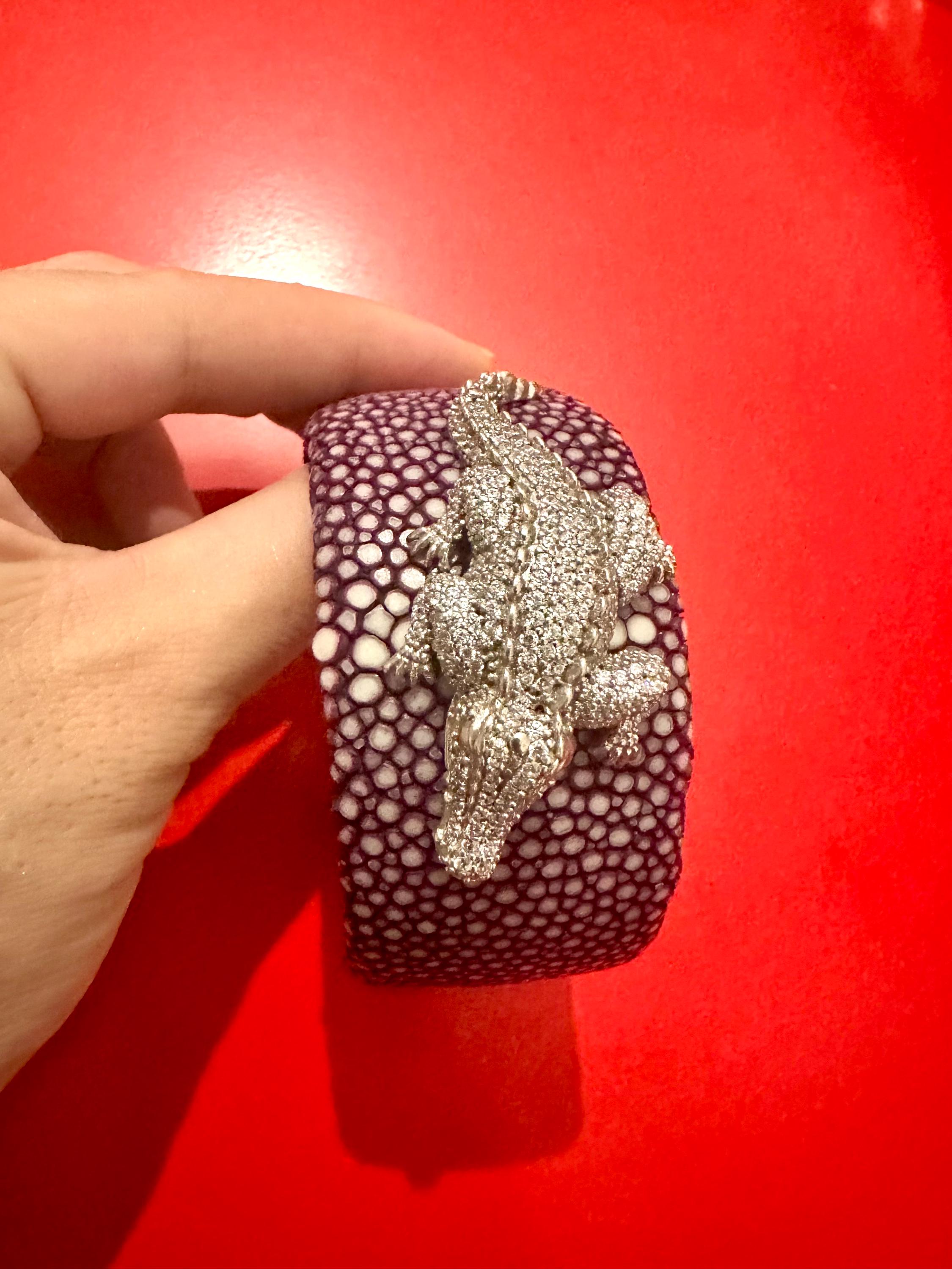 Crocodile Power Bracelet Stingray Leather Spirit Design Silver and