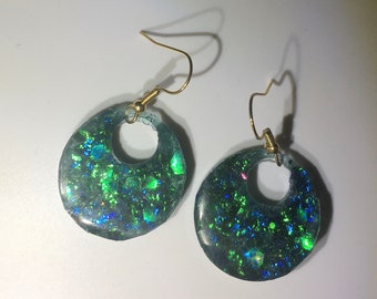 Orecchini in resina glitter foglia oro verde blu