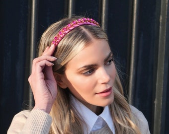 Diadema de satén Lauren en rosa fuerte - diadema de moda - accesorios para el cabello rosa - diadema de cristal - pieza de pelo de boda - hecho a mano