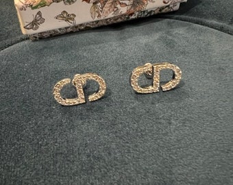 Auténticos pendientes vintage de Christian Dior