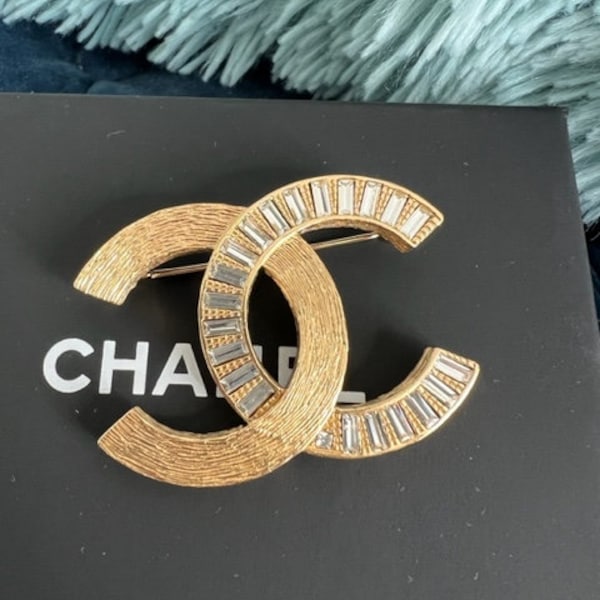 Authentic vintage Chanel brooch