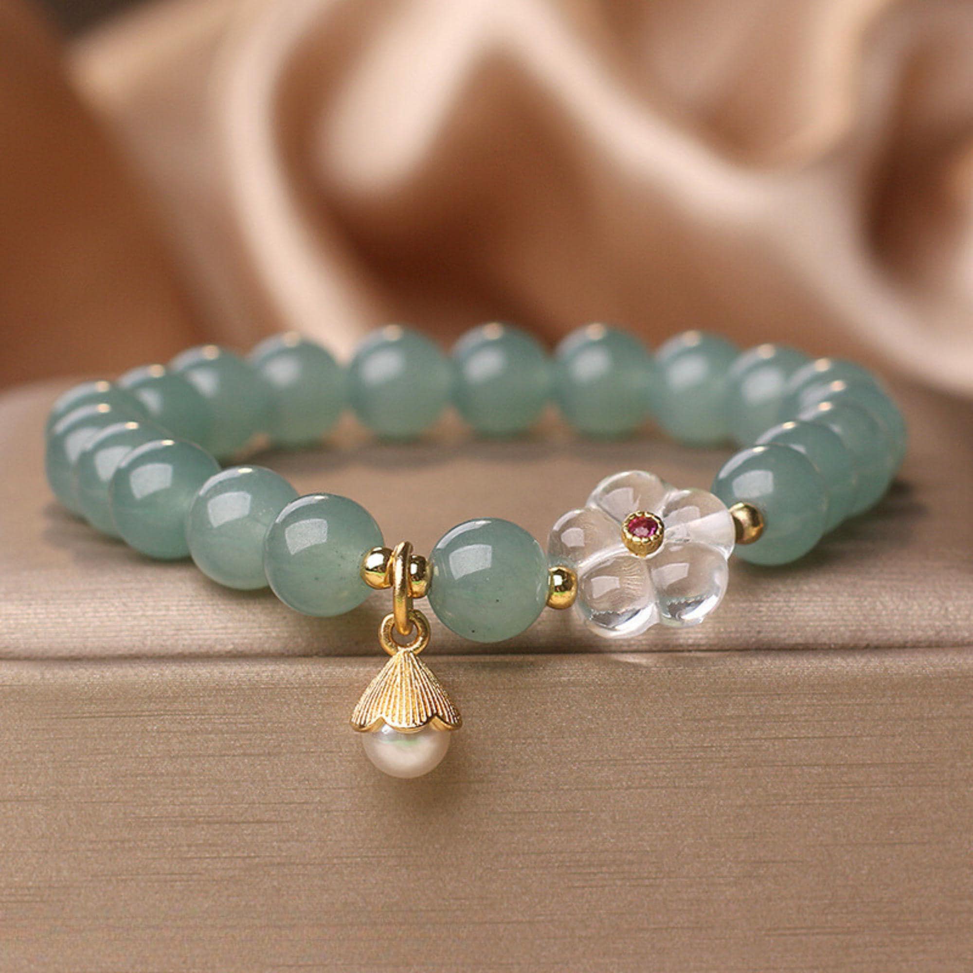Flower Beaded Bracelet For Women/Green Stone Beads Bracelet/Girls Crystal Bracelet/Adjustable Bracelet/Handmade Jewelry/Gift For Her