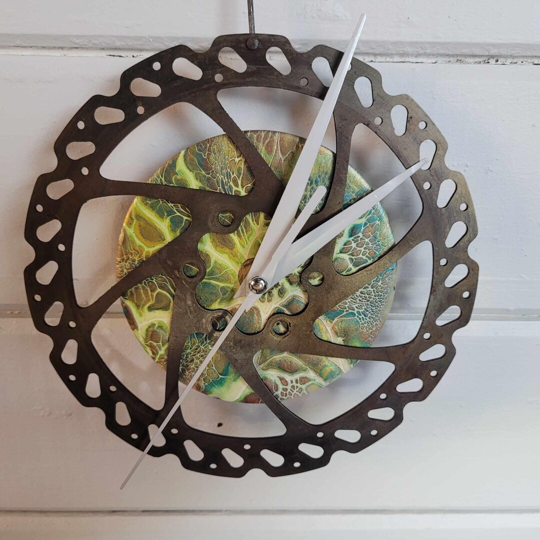 Recycled Mountain Bike Brake Rotor Wall Clock With Central Acrylic Art ...