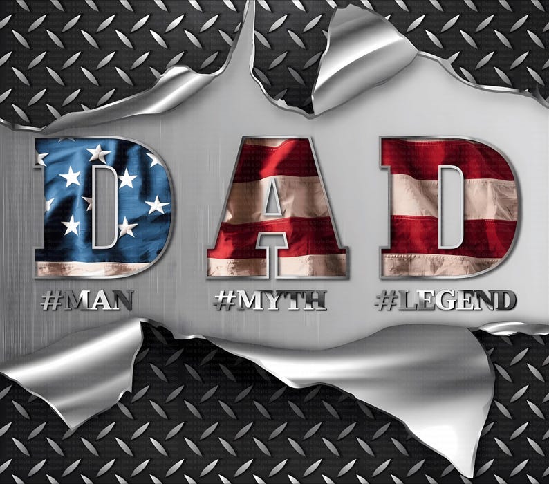 K&ouml;nnte beinhalten: Grafische Darstellung des Wortes &bdquo;DAD&ldquo;, wobei jeder Buchstabe mit der amerikanischen Flagge gef&uuml;llt ist. Die W&ouml;rter &bdquo;#MAN&ldquo;, &bdquo;#MYTH&ldquo; und &bdquo;#LEGEND&ldquo; stehen unter jedem Buchstaben, vor einem strukturierten Metallhintergrund.