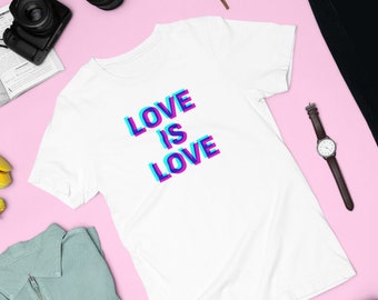 Love is Love - Retro Gay Pride T-shirt