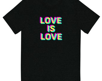 Love is Love - Retro Gay Pride T-shirt