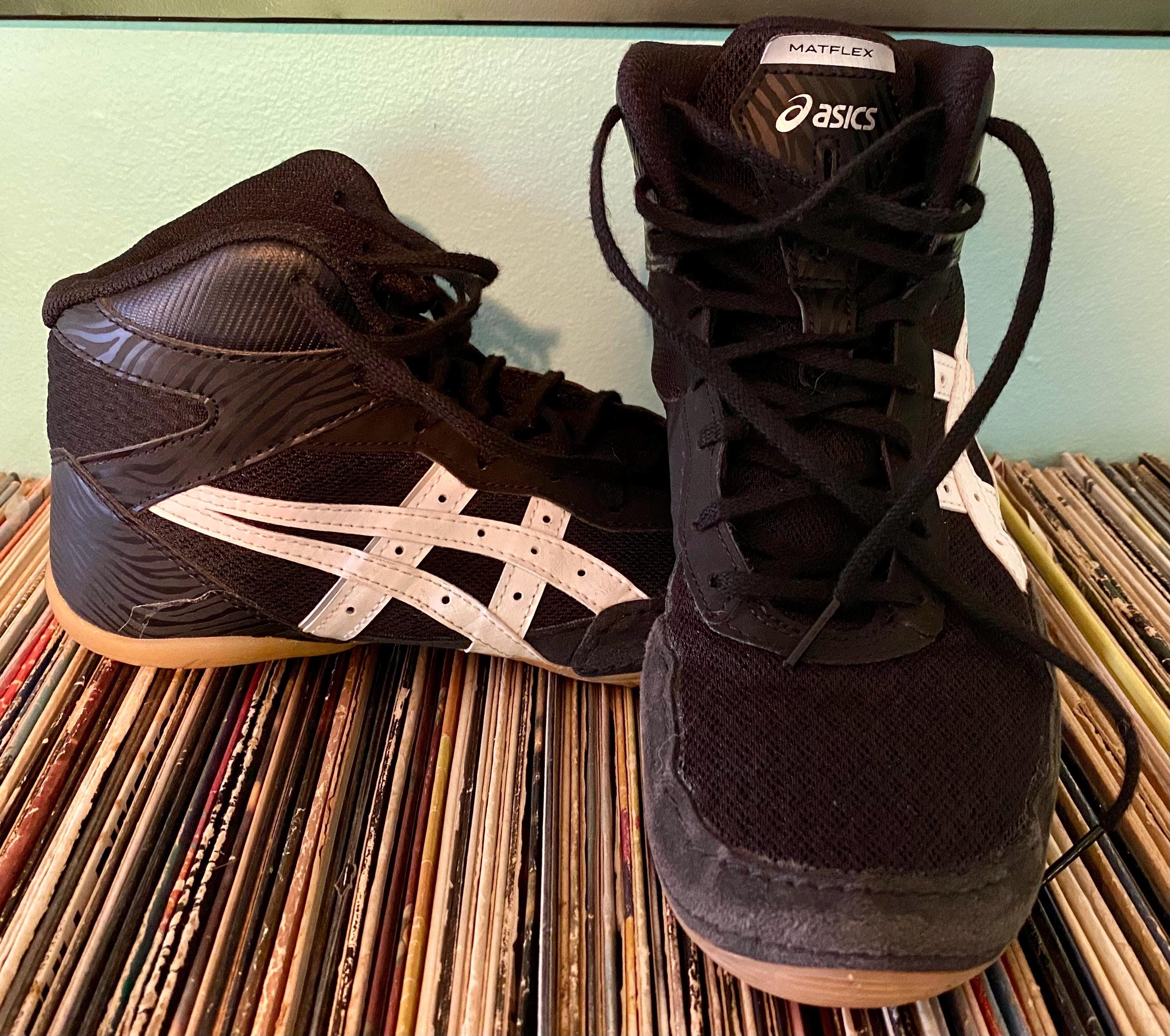 Mens Asics Shoes - Etsy display picture 1