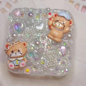 handmade decoden pill case | menhera yamikawaii jirai kei manga accessory 2*2 inches cart vape holder trinket box - bear iridescent blue