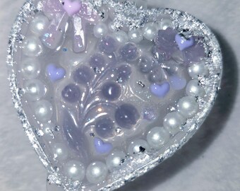 Heart Shaped Decoden Pill Organizer Box Case – Lily of the Valley