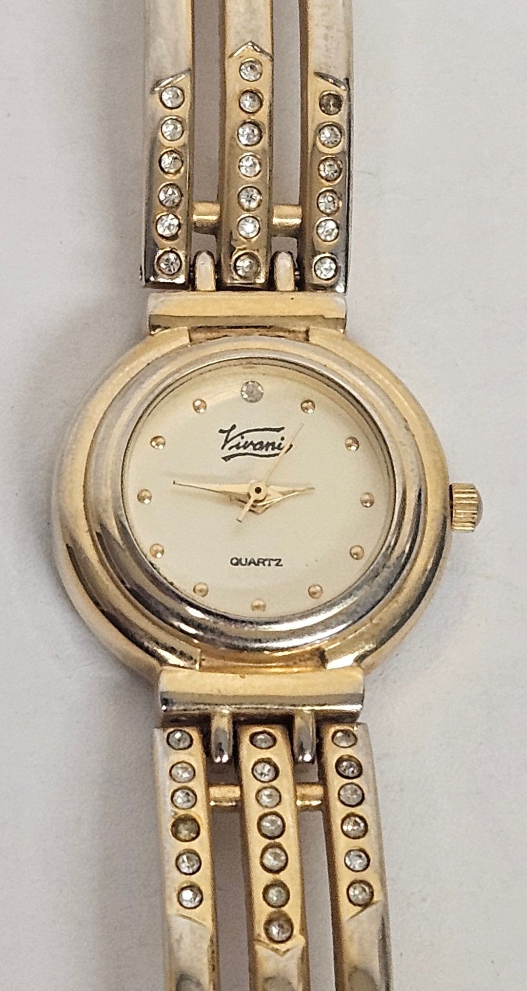 Montre Femme Vintage Vivani Gemmed - Quartz Pile Neuve - Boîtier 42mm - Bracelet Silicone Vert