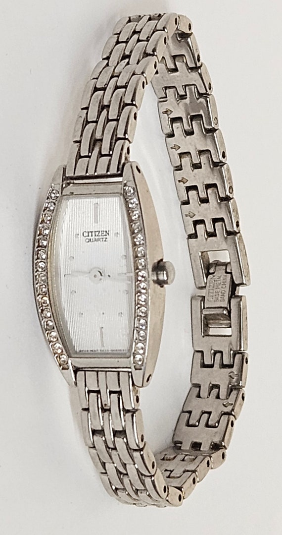 Vintage Womens Citizen Silver Tone Bracelet Quartz