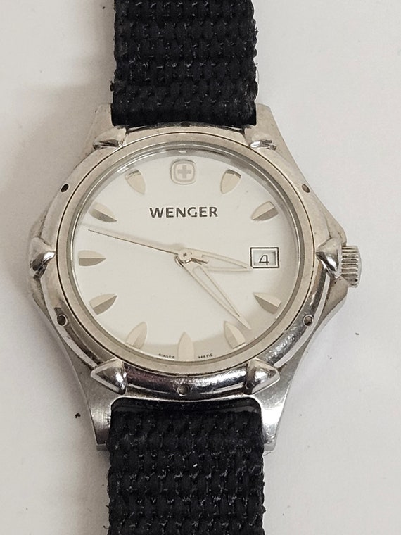 Womens Wenger Swiss Made Quartz Watch. Silver Tone