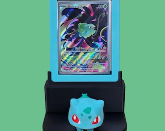 Soporte para exhibir cartas Pokémon Bulbasaur para estuches PSA/Mag One-Touch/Toploader