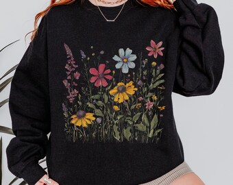 Vintage Pressed Flowers Sweatshirt, Fairycore Oversized Wildflowers Crewneck, Boho Cottagecore Crewneck, Flower Sweatshirt, Floral Hoodie