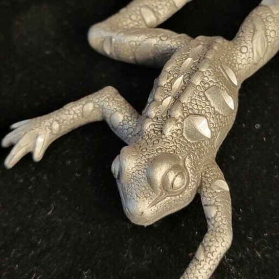 Huge Climbing Frog JJ Signed Silvertone vintage 4… - image 3