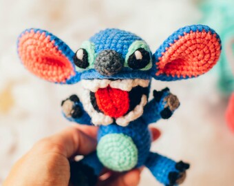 Alien Experiment Crochet Pattern | Amigurumi PDF with Video Tutorial