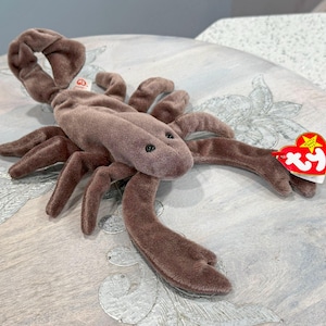 Stinger the Scorpion Ty Beanie Baby 1997