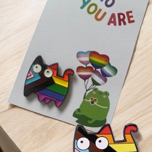 Épinglette de fierté arc-en-ciel ~ Badge en émail fier - LGBTQ+ ~ Revers allié ~ Lesbiennes, gays, bisexuels, trans, queer ~ Célébrer l&#39;amour, la diversité et l&#39;inclusion