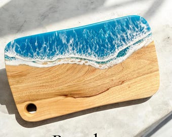 Ocean Resin Charcuterie Board: Handcrafted Coastal Decor, Acacia Wood