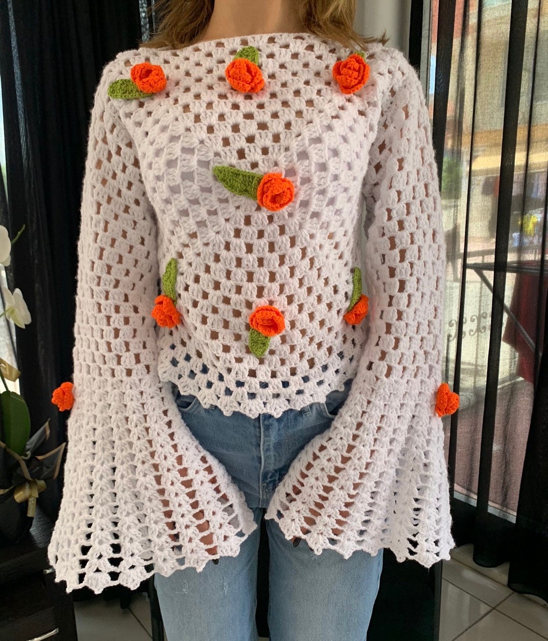Printed V-neck Spanish Sleeve Tulle Stretch Knit Blouse