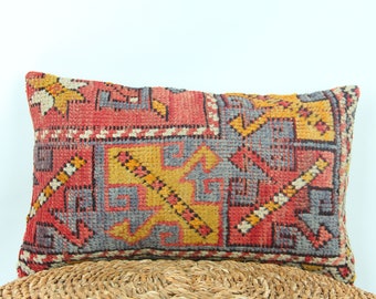 Lumbar Throw Couch Pillow - Modern Pillow Cover -  Farmhouse Pillow - Bohemian Cushion , Boho Decor Oushak Vintage Handmade Decor Pillows