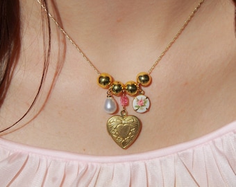 Collar con dijes de Elora