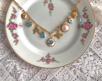 Collar con dije de Aurelia