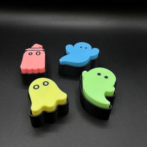 Glow-in-the-Dark Ghost Fidget Clicker – 3D Printed Halloween Stress Toy | Pocket-Sized Keychain or Desk Clicker | 4 Styles