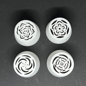 4 pcs Large Nozzle Set For Cake Decorations Cupcake Marshmallow Icing Tool piping professional flower pastry bag nozzle confectionery Gift image 2