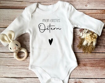 Baby / Baby Body / Personalisiert / Geschenk / Geburt / Geburtstag / Name / Body mit Wunschtext / Schwangerschaft / erstes Ostern / Hase