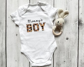 Baby / Baby Body / Personalisiert / Geschenk / Geburt / Geburtstag / Name / Body mit Wunschtext / Schwangerschaft / Girl / Boy / Mom / Dad