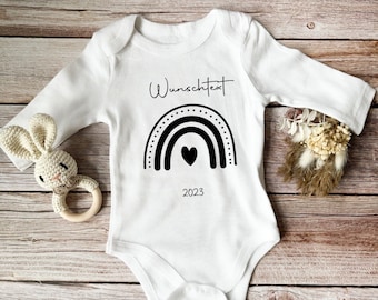 Baby / Baby Body / Personalisiert / Geschenk / Geburt / Geburtstag  / Name / Body mit Regenbogen / kleines Wunder / Schwangerschaft