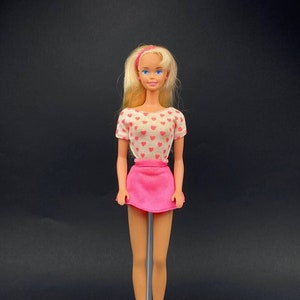1976 barbie doll value store