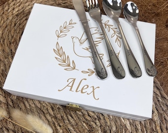 Witte kinderbestekdoos gegraveerd met Dove