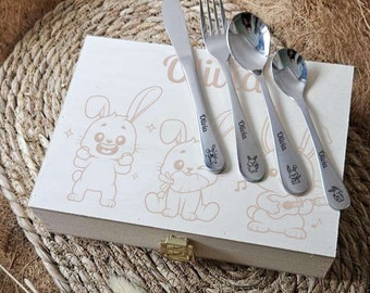 Personalized children's cutlery box with rabbits