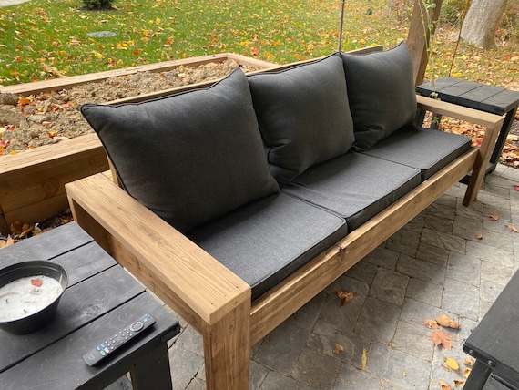 How to Make Homemade Outdoor Furniture: Easy DIY Ideas That Impress