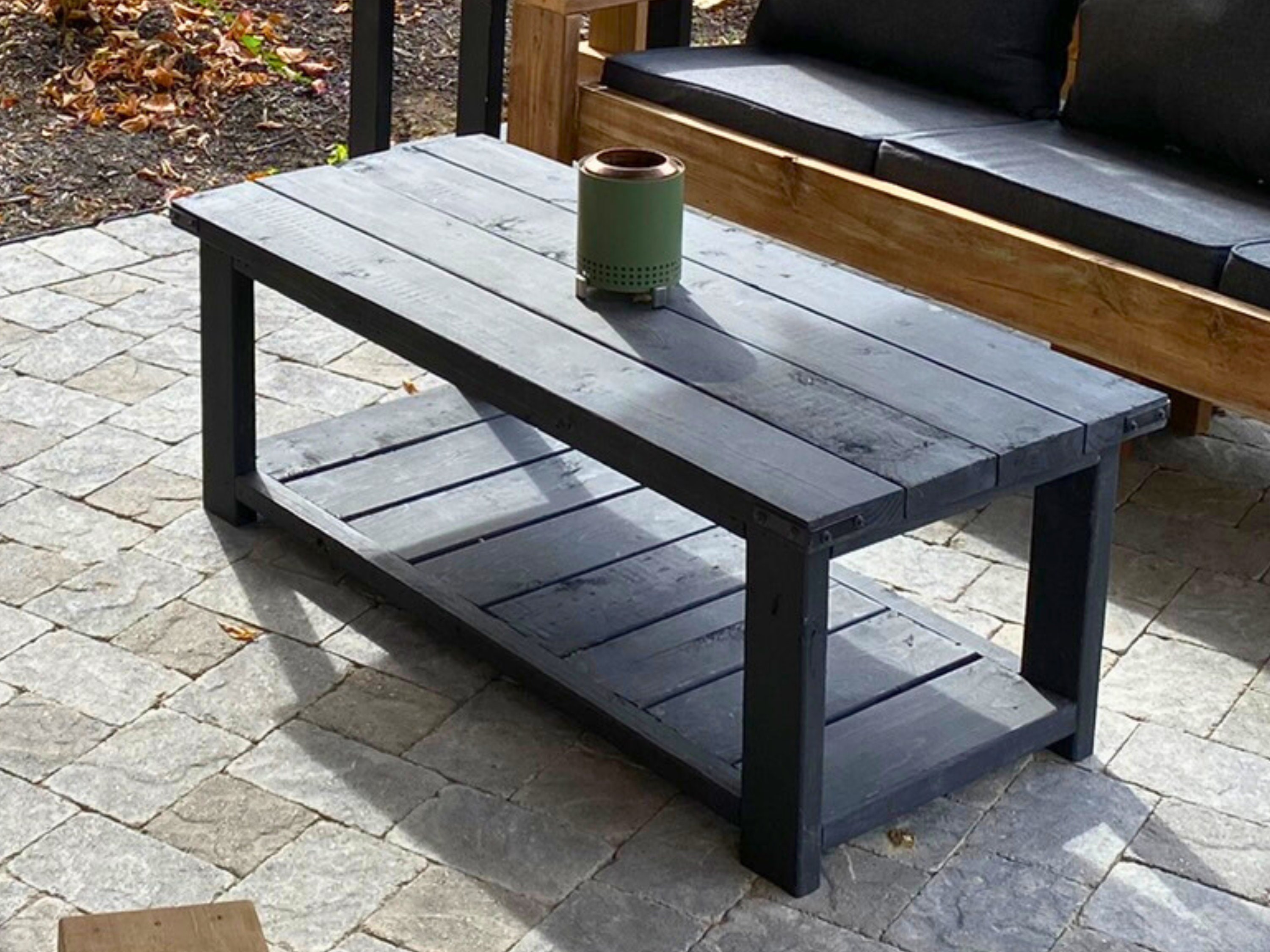 diy-outdoor-coffee-table-plans-pine-and-poplar