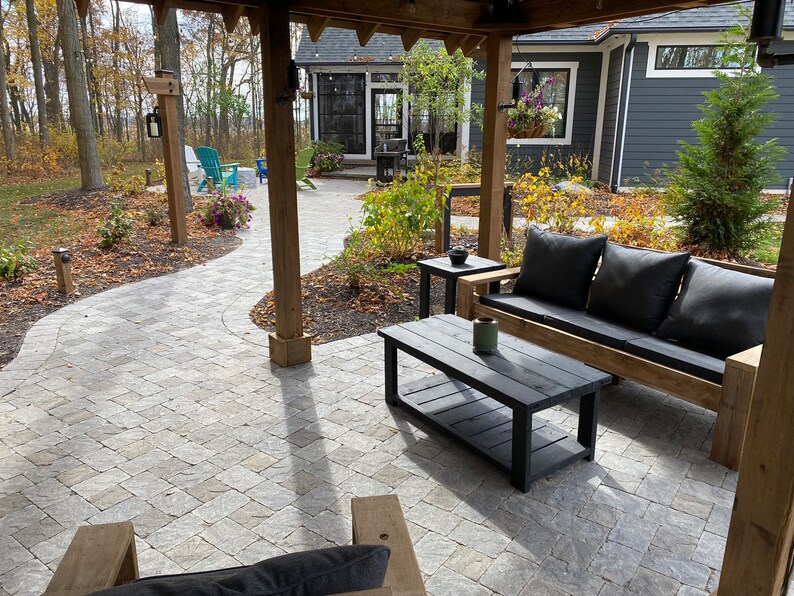 diy-outdoor-coffee-table-plans-easy-build-instructions-for-patio