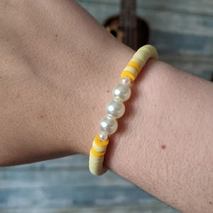 Golden Hour Clay Bead Bracelet: Faux Pearl Summer Jewelry