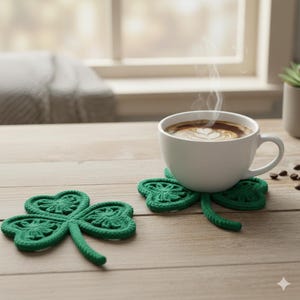 Schema per sottobicchiere all'uncinetto a forma di trifoglio, trifoglio di San Patrizio