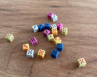 Mini dice for dice challenges