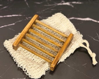 Handmade Soap Saver Set: Exfoliating Bag & Soap Holder