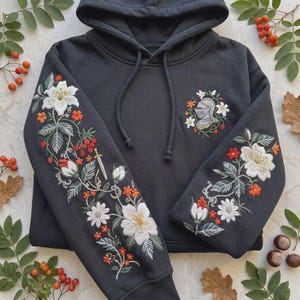 Floral Knight Embroidered Sweatshirt, Medieval Sword Shirt, Woodland Knight Crewneck, Fantasy Lover Gift, Movie Sweatshirt
