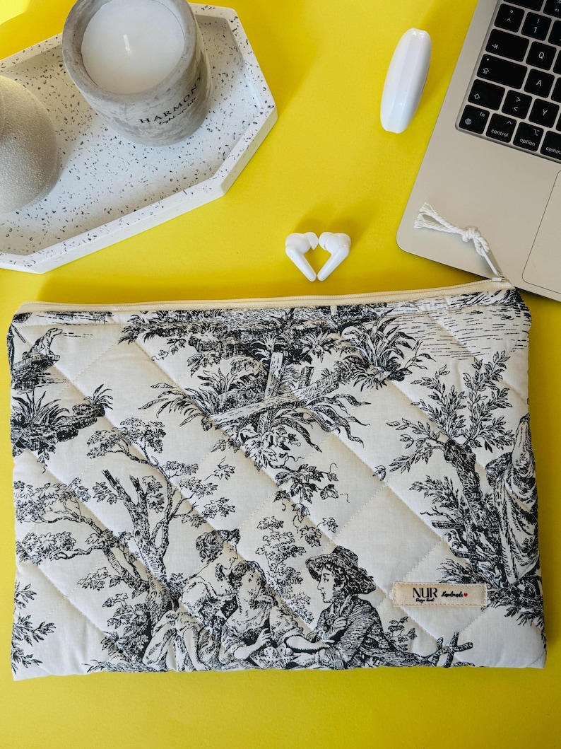 Black MacBook Sleeve – Quilted Laptop Case 13 14 15 16 inch – Toile de Jouy Cotton – Handmade image 11