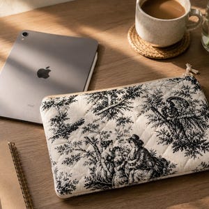 Black MacBook Sleeve – Quilted Laptop Case 13 14 15 16 inch – Toile de Jouy Cotton – Handmade Ipad Tablet