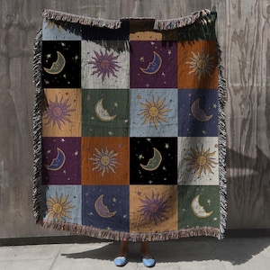 Boho Sun and Moon Woven Blanket - Celestial Checkerboard Throw Blanket, Vintage Astrology-Inspired Tapestry, Cozy Bohemian Home Decor Gift