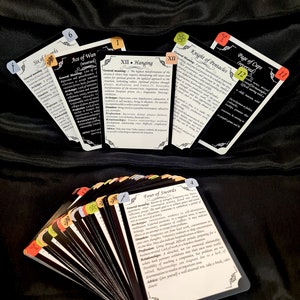 Zwart-wit tarotdeck voor beginners: compleet met spiekbriefje, betekenissen en gids voor metingen!
