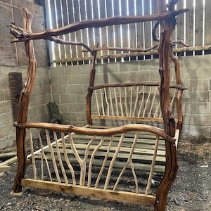 Hand Made Oak Branch 4 Poster Beds