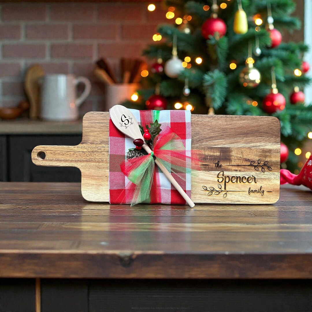 Personalized Acacia Cutting Board Gift Set – Engraved Spoon & Cotton ...